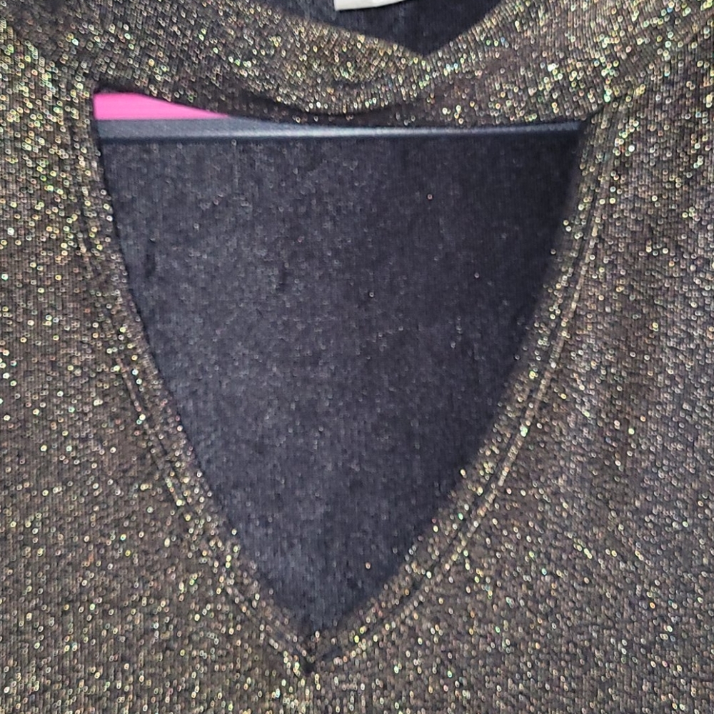Tunic - Picture 2 of 4